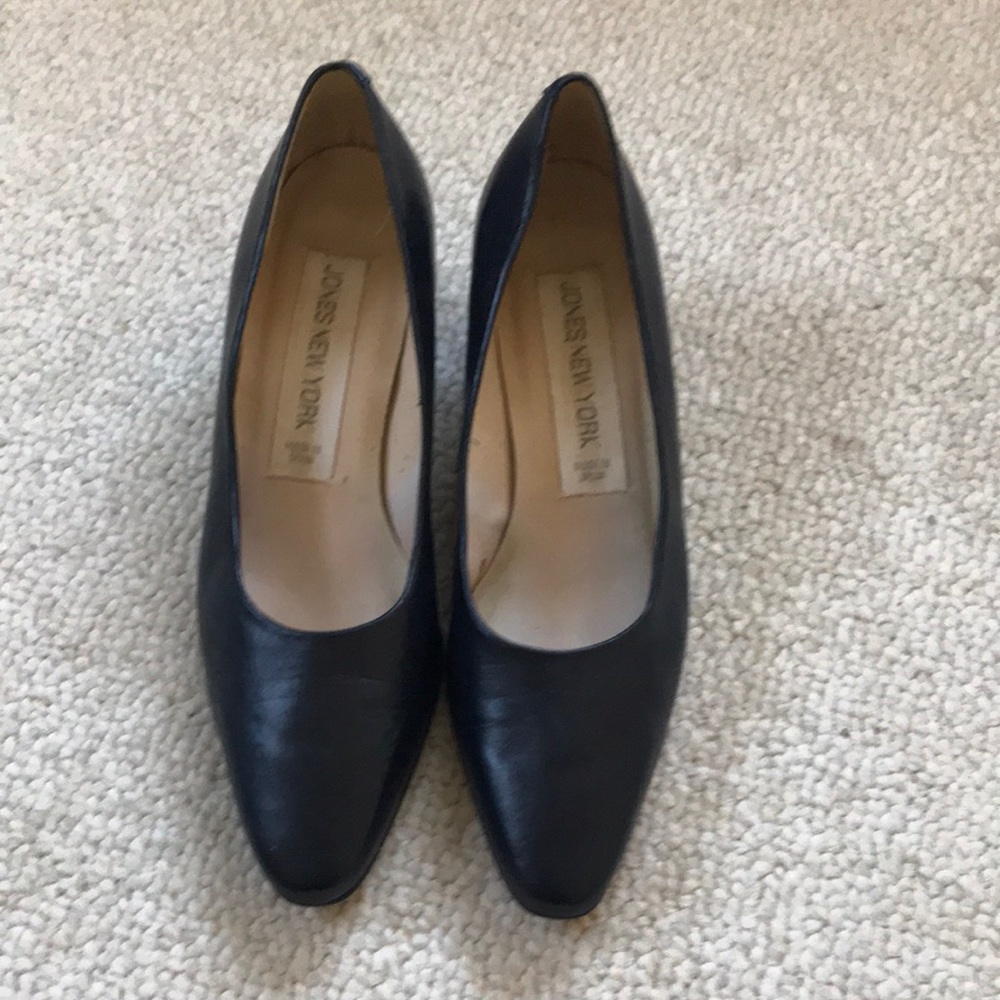 Vintage Jones New York shoes dark navy size 7M